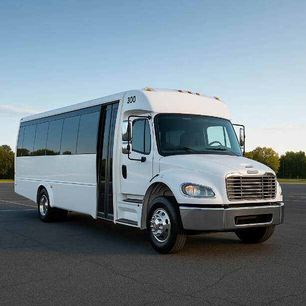 Largo Coach Bus Service 25 Passenger Minibus