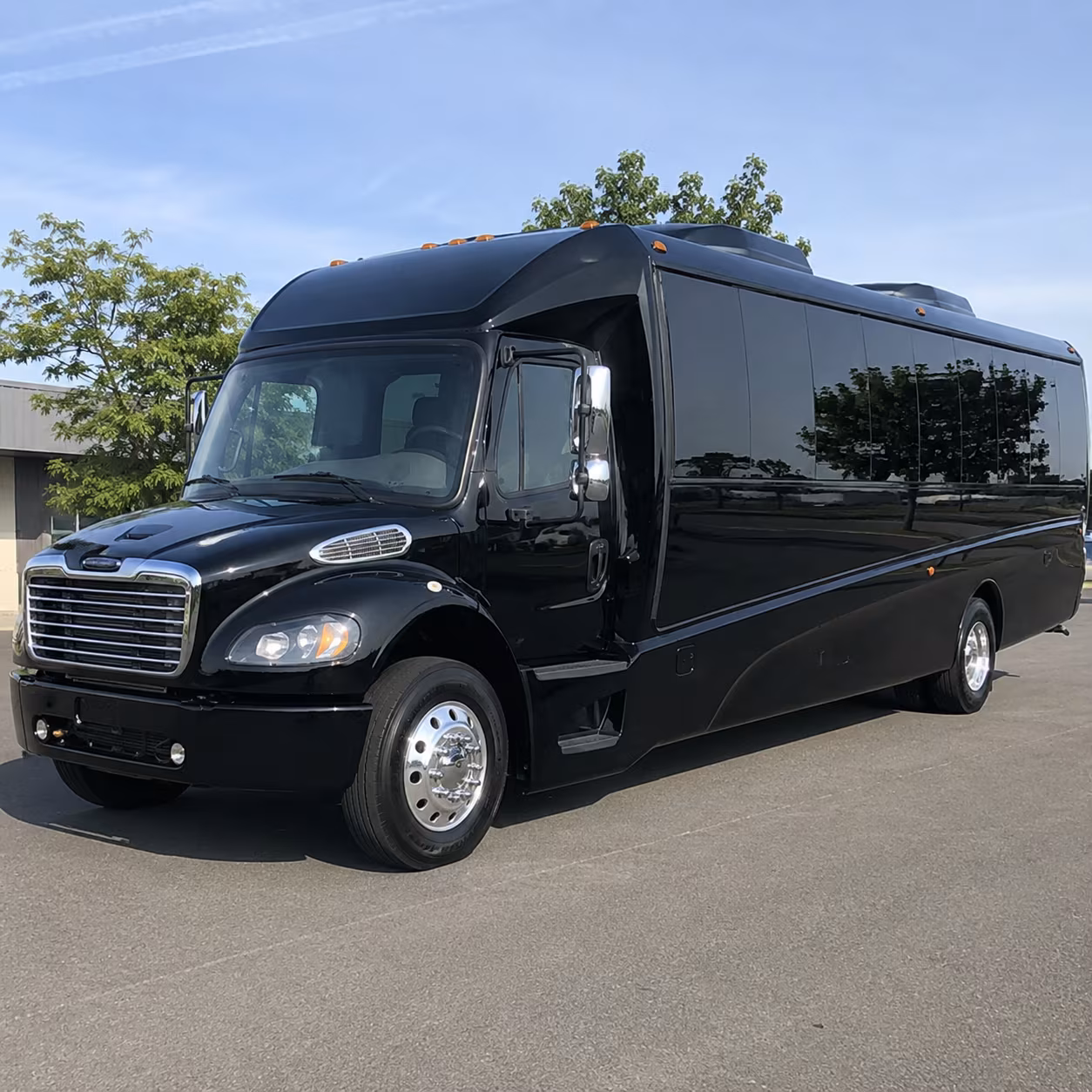 largo 20 passenger minibus