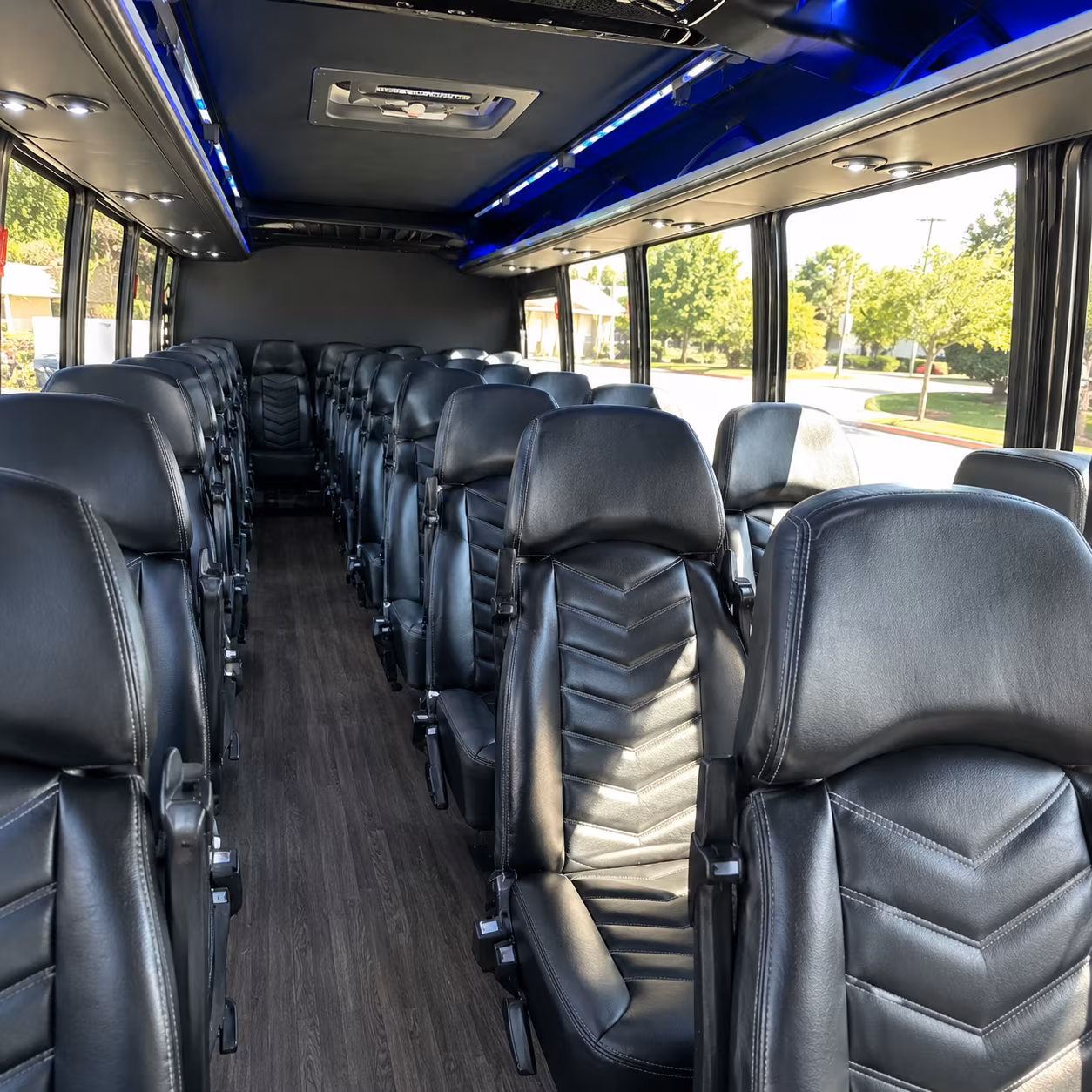 largo 28 passenger minibus interior