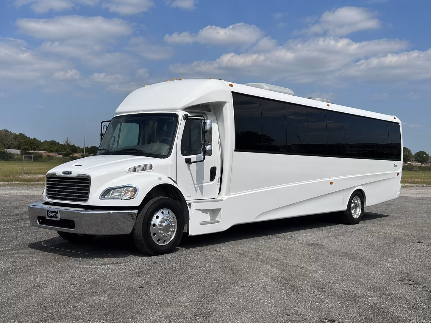 largo 50 passenger party bus