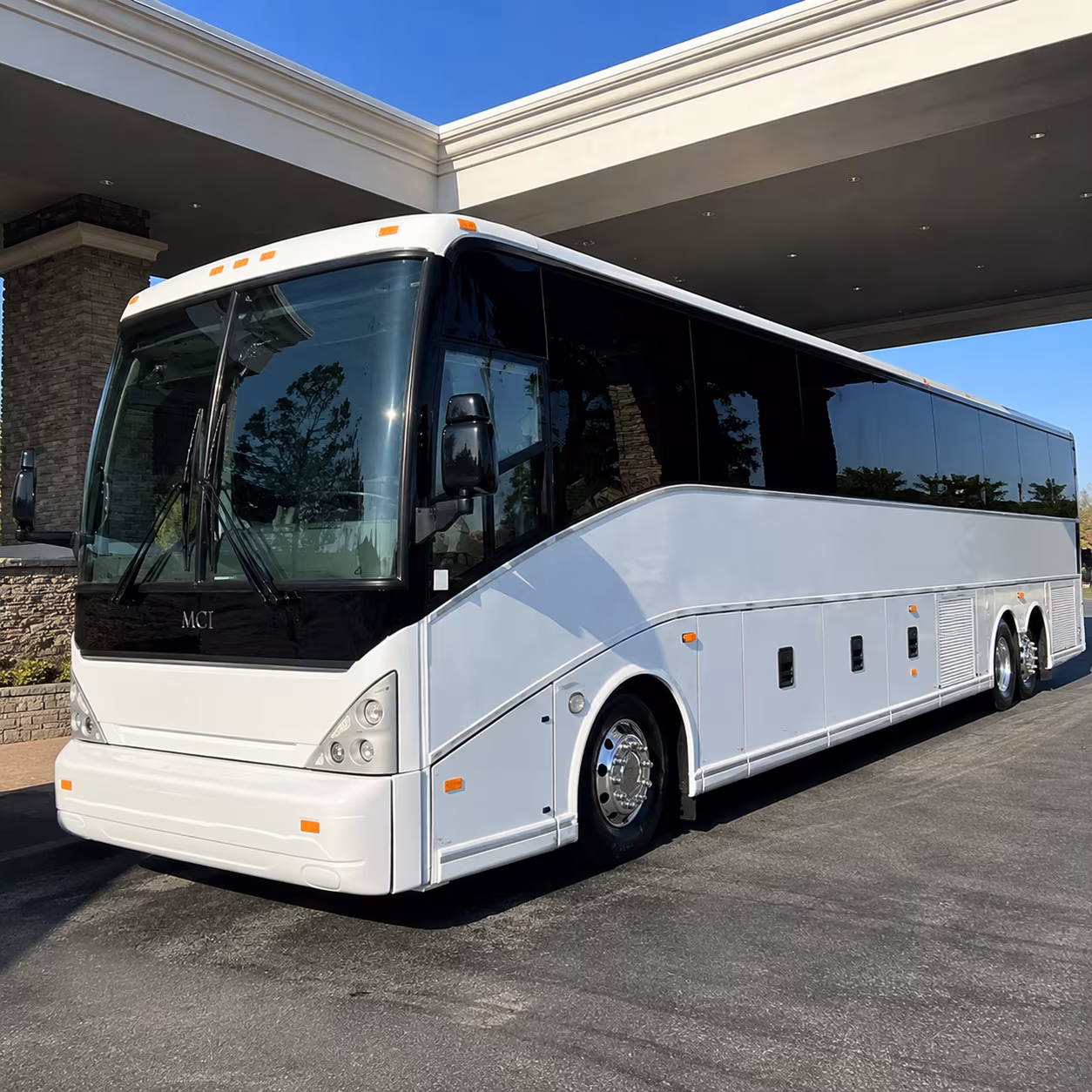 largo bus rental service area