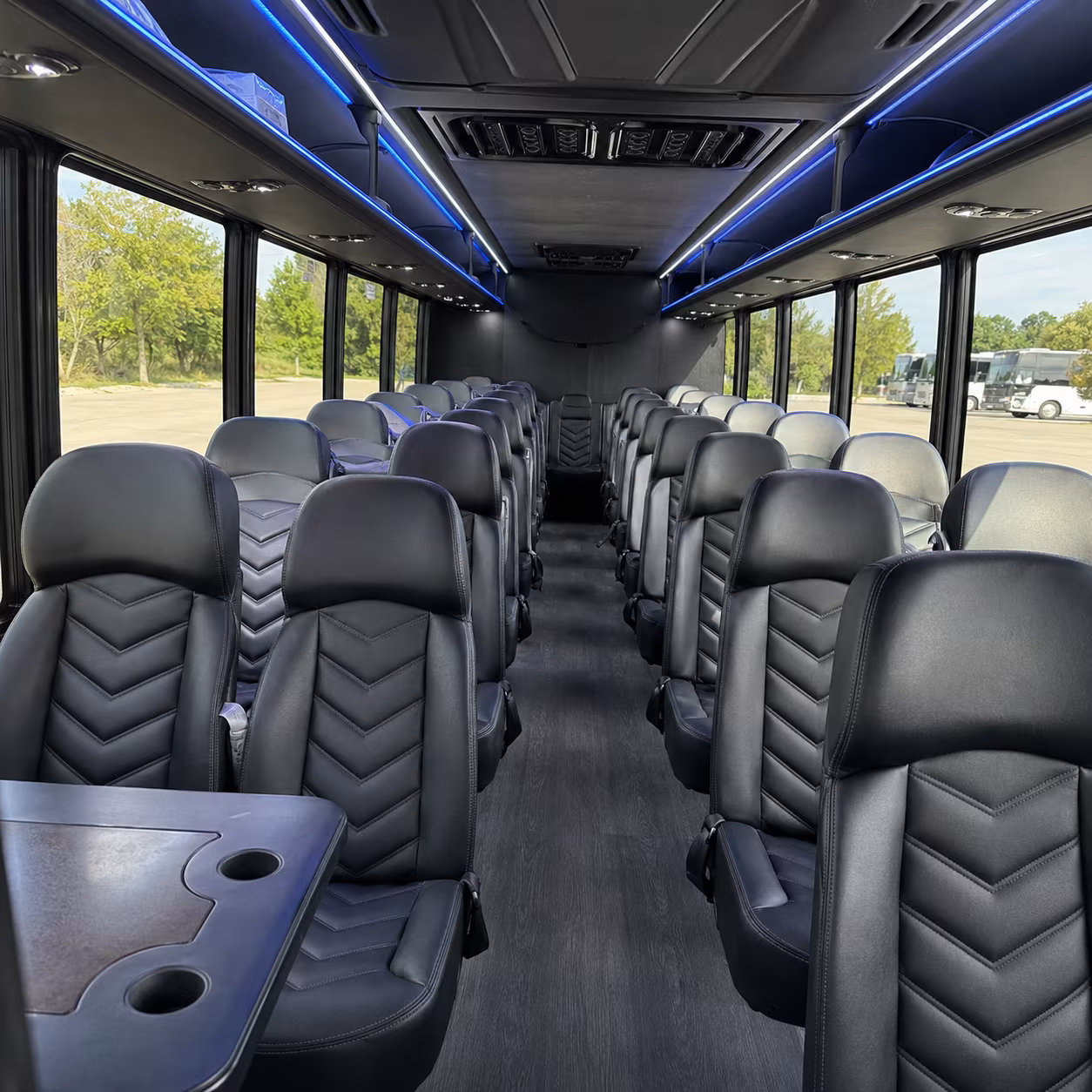 minibus rentals for largo corporate wine and team outing tours