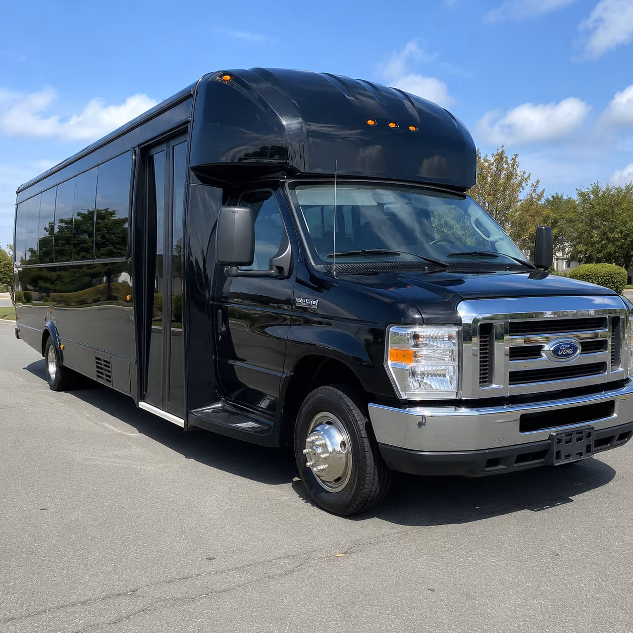 party buses and charter buses to lightning games at benchmark international arena
