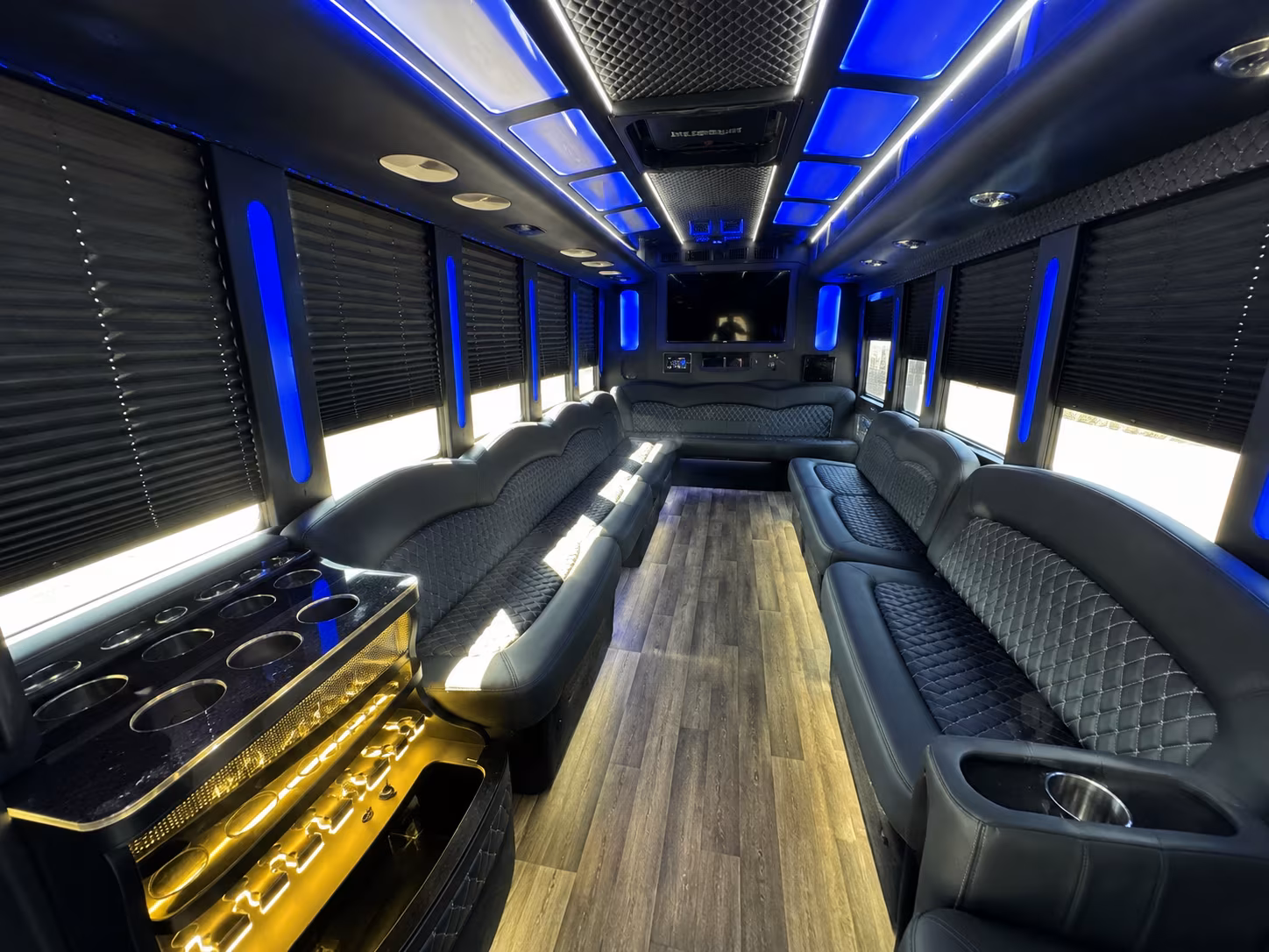 rent a party bus in largo for pre prom dinners along clearwater beach