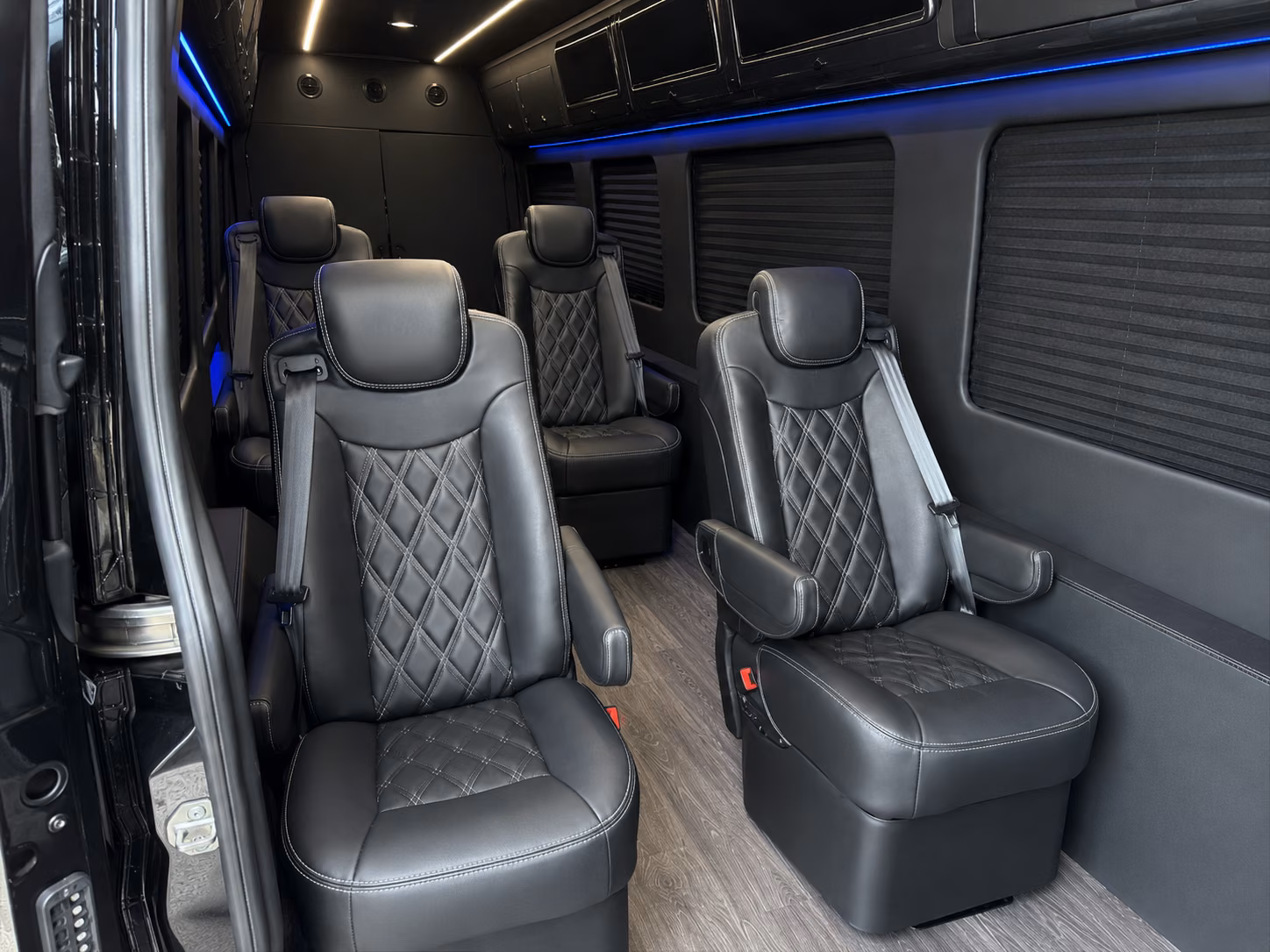 why rent using largocoachbusservice com